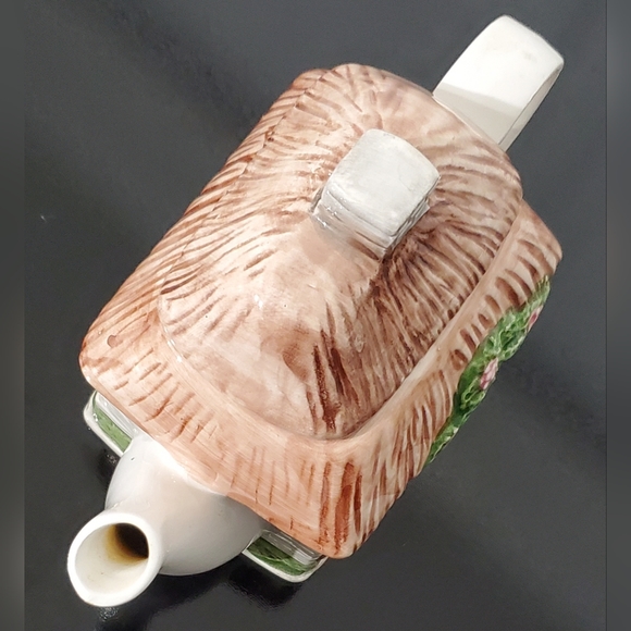 Country Cottage Teapot 🫖 by OCI Omnibus - Picture 12 of 16